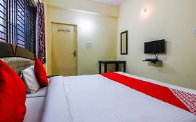 Oyo 65476 Durga Homes